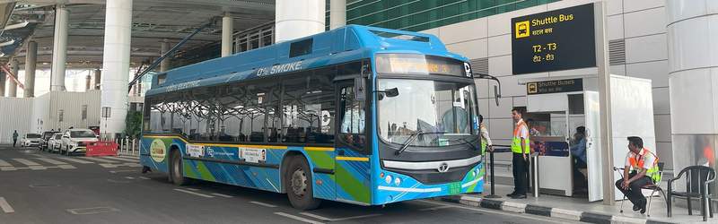 Airport shuttle bus pickup
