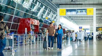 Airport terminal walkway